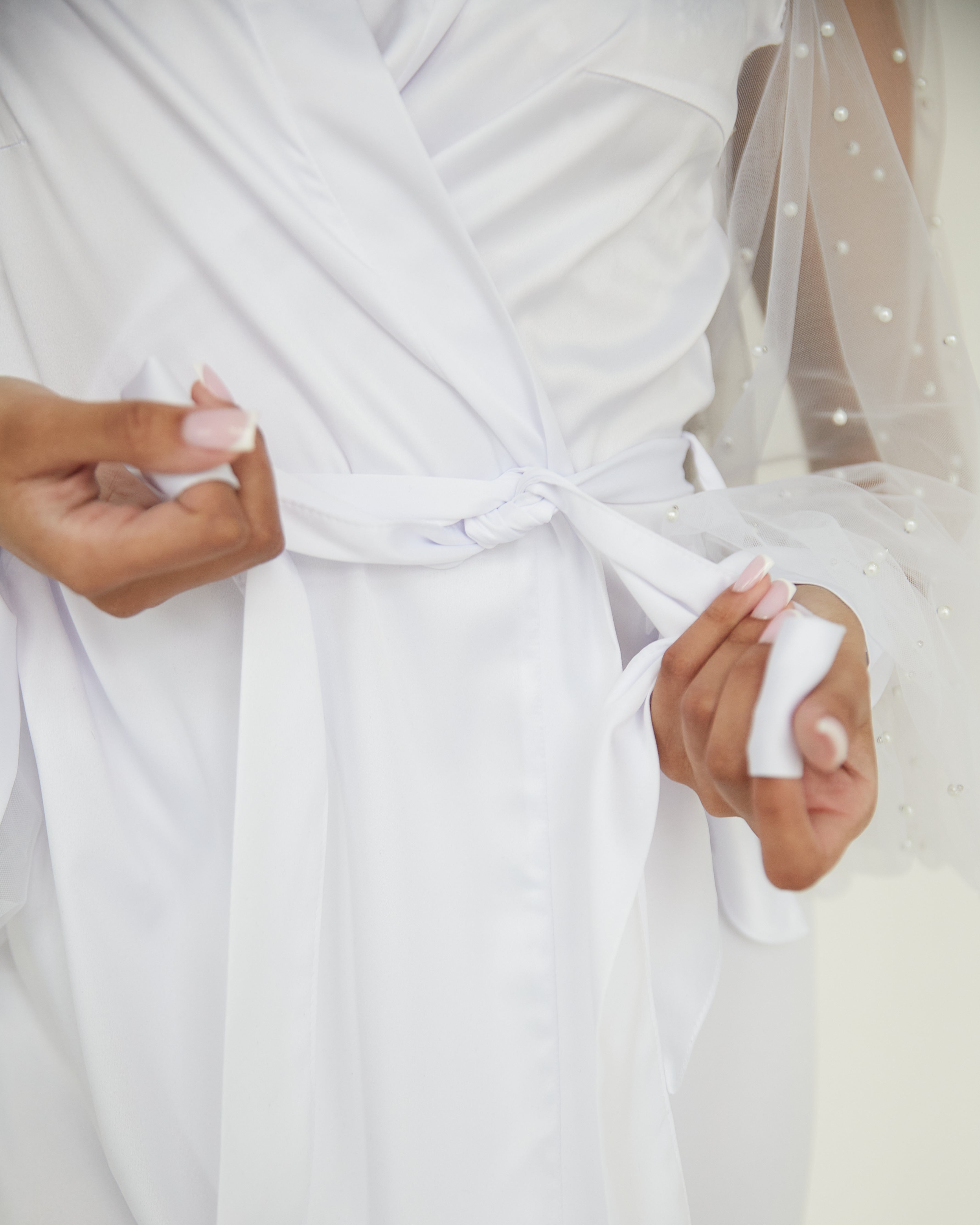 Bridal robe with wide sheer pearls sleeves